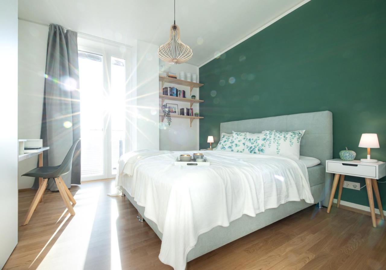 New Luxury Apartment Overlooking Wien Eksteriør billede