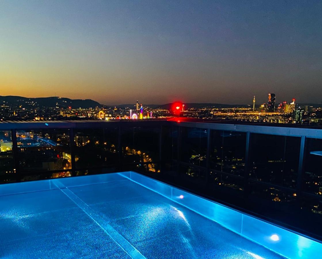 New Luxury Apartment Overlooking Wien Eksteriør billede